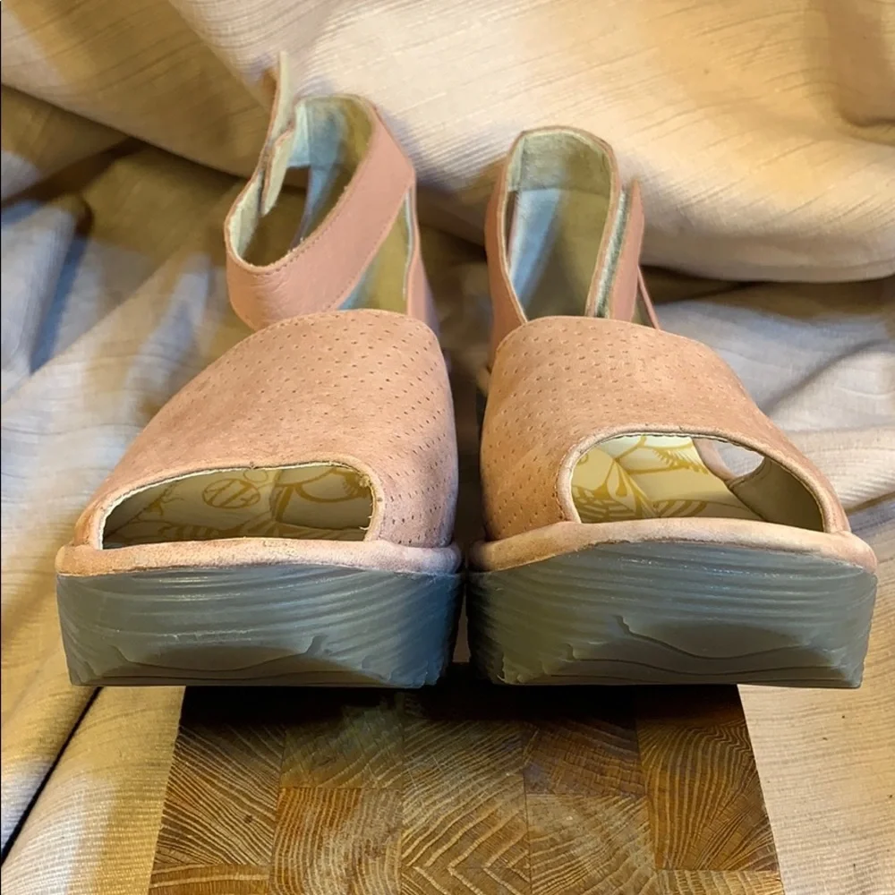 FLY London almost NEW, worn once, leather peep toe